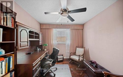 915 Catskill Drive E, Oshawa, ON - Indoor Photo Showing Office