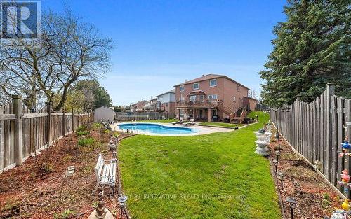 915 Catskill Drive E, Oshawa, ON - Outdoor With In Ground Pool With Backyard