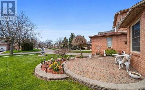 915 Catskill Drive E, Oshawa, ON - Outdoor