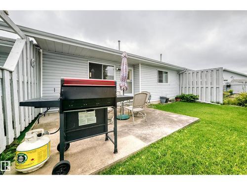 7530 137A Av Nw, Edmonton, AB - Outdoor With Exterior