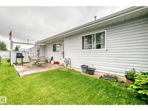 7530 137A Av Nw, Edmonton, AB - Outdoor With Exterior