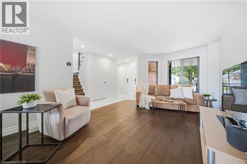 19 Boulder Crescent, Guelph, ON 