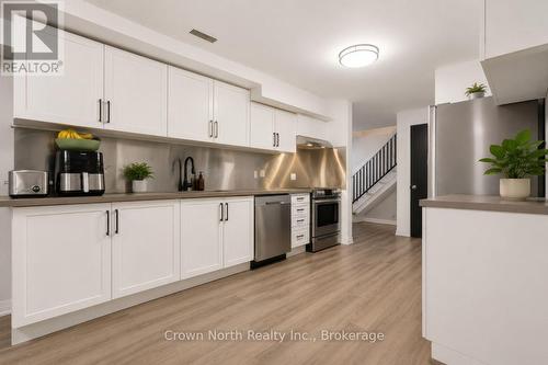 127 Carson Drive, Kitchener, ON 