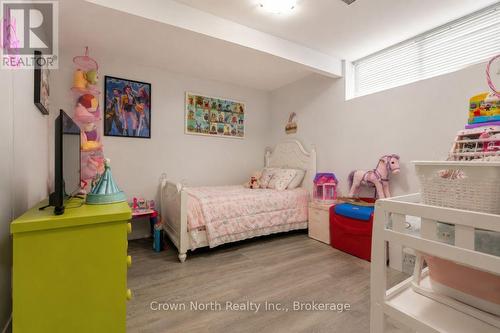 127 Carson Drive, Kitchener, ON 