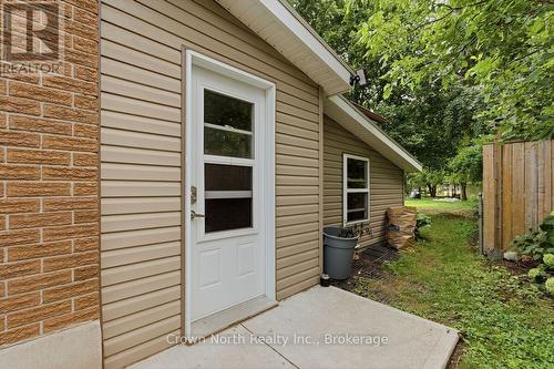127 Carson Drive, Kitchener, ON 