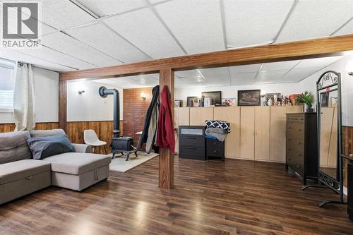4227 49 Street Ne, Calgary, AB - Indoor