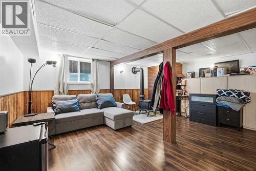 4227 49 Street Ne, Calgary, AB - Indoor