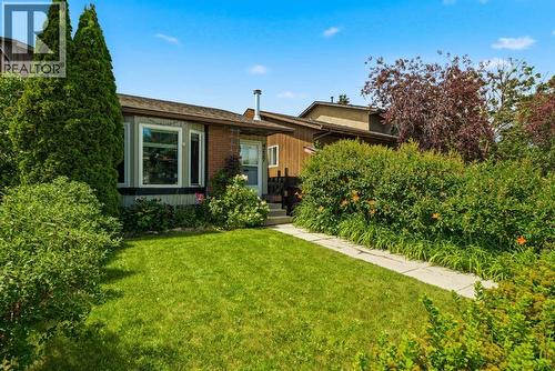 4227 49 Street Ne, Calgary, AB - Outdoor