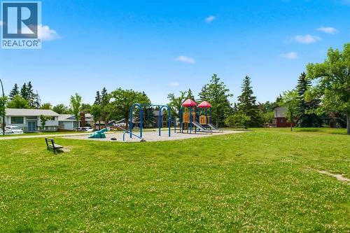 4227 49 Street Ne, Calgary, AB - Outdoor