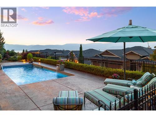 954 Hewetson Avenue, Kelowna, BC - Outdoor With In Ground Pool With Deck Patio Veranda