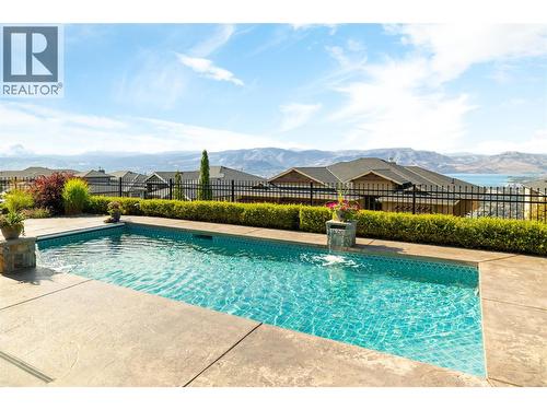 954 Hewetson Avenue, Kelowna, BC - Outdoor With In Ground Pool With View