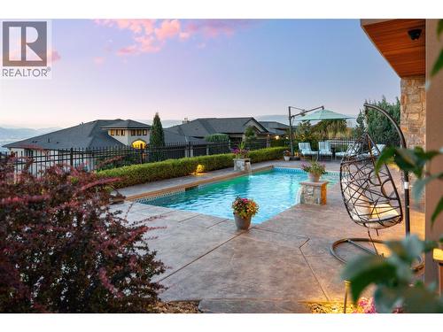 954 Hewetson Avenue, Kelowna, BC - Outdoor With In Ground Pool