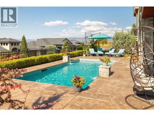 954 Hewetson Avenue, Kelowna, BC - Outdoor With In Ground Pool