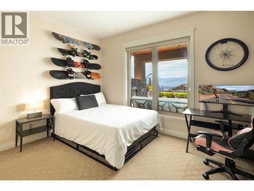 954 Hewetson Avenue, Kelowna, BC - Indoor Photo Showing Bedroom