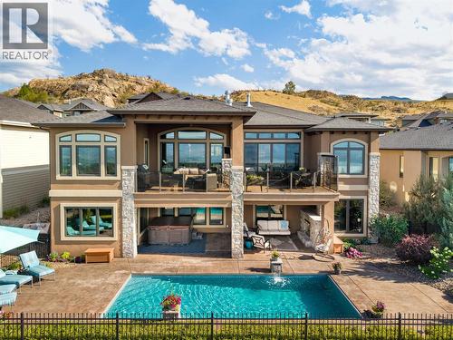 954 Hewetson Avenue, Kelowna, BC - Outdoor With In Ground Pool