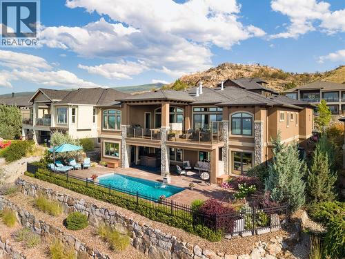 954 Hewetson Avenue, Kelowna, BC - Outdoor With In Ground Pool