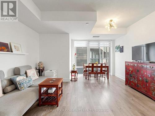 963 - 25 Adra Grado Way, Toronto, ON - Indoor