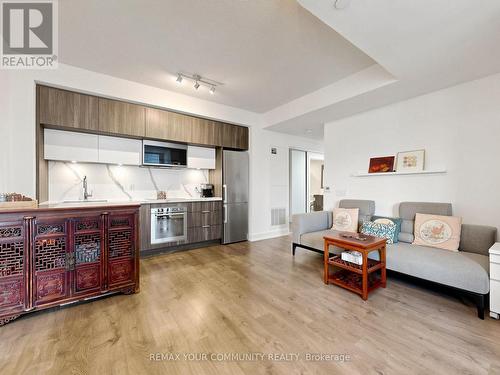 963 - 25 Adra Grado Way, Toronto, ON - Indoor