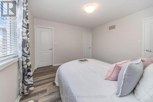 31 Betterton Crescent, Brampton, ON - Indoor Photo Showing Bedroom