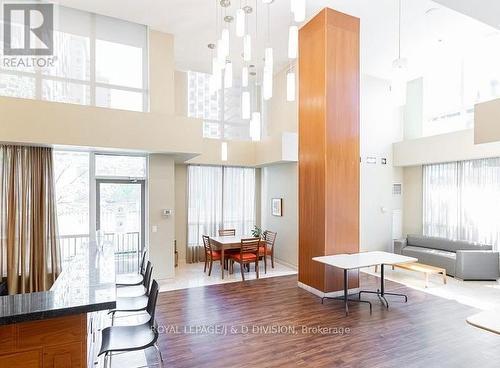 503 - 70 High Park Avenue, Toronto, ON - Indoor