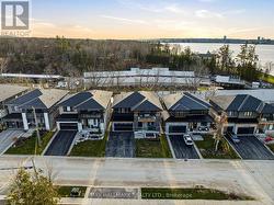 404 COX MILL ROAD Barrie, ON L4N 3W9