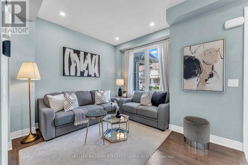 36 Ledger Point Crescent, Brampton, ON - Indoor Photo Showing Living Room