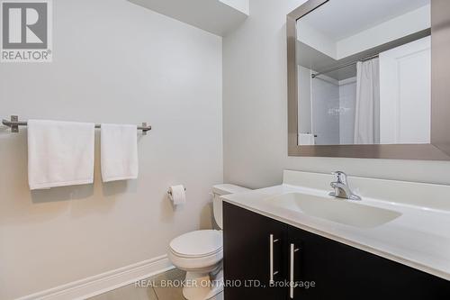 39 Ruby Lang Lane, Toronto, ON - Indoor Photo Showing Bathroom