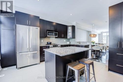 39 Ruby Lang Lane, Toronto, ON - Indoor Photo Showing Kitchen With Upgraded Kitchen