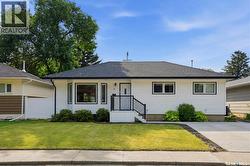 5 Stewart AVENUE  Saskatoon, SK S7L 3S5