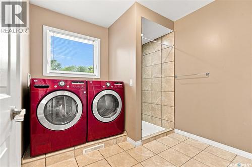 5 Stewart Avenue, Saskatoon, SK 