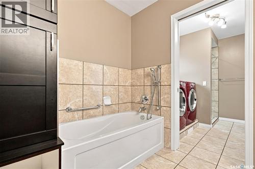 5 Stewart Avenue, Saskatoon, SK 