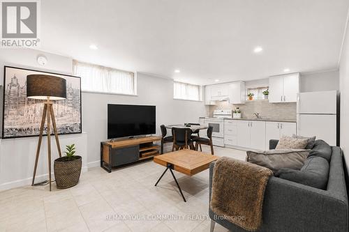 Lower Unit - 14 Webster Drive, Aurora, ON - Indoor