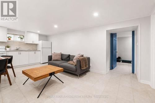 Lower Unit - 14 Webster Drive, Aurora, ON - Indoor