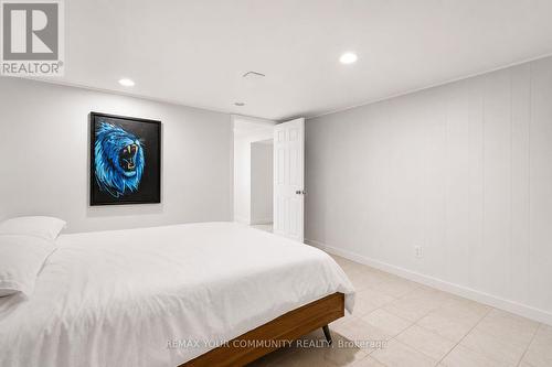 Lower Unit - 14 Webster Drive, Aurora, ON - Indoor Photo Showing Bedroom
