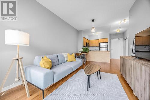 304 - 15 Legion Road, Toronto, ON - Indoor Photo Showing Living Room