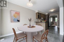 248 ELLEN DAVIDSON DRIVE Oakville, ON L6M 0V2