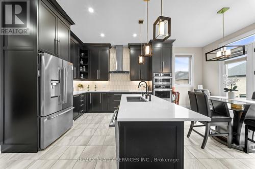 130 Pondcliffe Drive, Kitchener, ON - Indoor