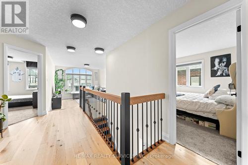 130 Pondcliffe Drive, Kitchener, ON - Indoor