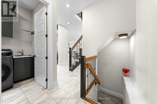 130 Pondcliffe Drive, Kitchener, ON - Indoor Photo Showing Other Room