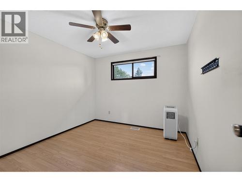 Second bedroom - 1494/1496 Elm Street, Kelowna, BC - Indoor Photo Showing Other Room