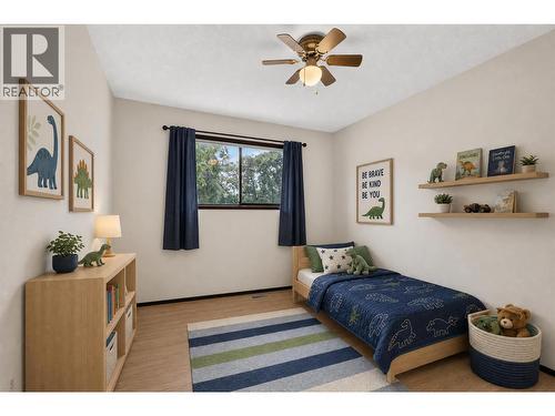 Third bedroom *virtually staged* - 1494/1496 Elm Street, Kelowna, BC - Indoor Photo Showing Bedroom