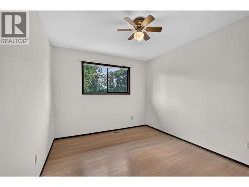 Third bedroom - 1494/1496 Elm Street, Kelowna, BC - Indoor Photo Showing Other Room