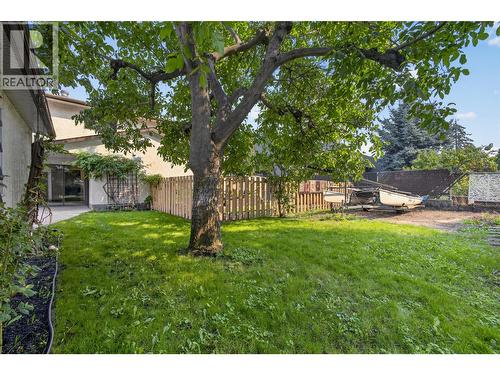 1494/1496 Elm Street, Kelowna, BC - Outdoor
