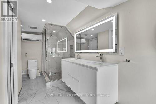 168 Stewart Street, Ottawa, ON - Indoor Photo Showing Bathroom