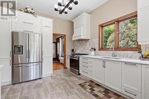 1897 Highway 34 Highway, Champlain, ON - Indoor Photo Showing Kitchen With Upgraded Kitchen
