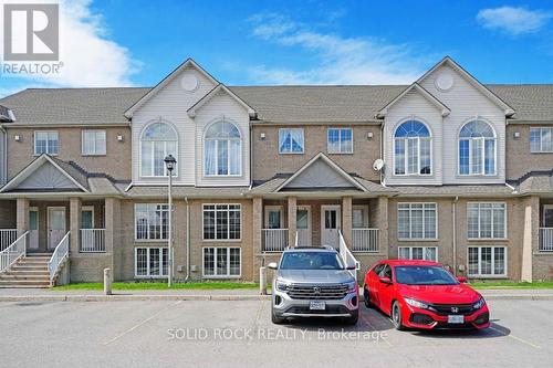 13 - 1701 BLOHM DRIVE  Ottawa, ON K1G 6N6