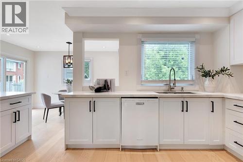 62 Glenvalley Drive, Cambridge, ON - Indoor Photo Showing Kitchen