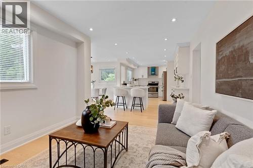 62 Glenvalley Drive, Cambridge, ON - Indoor Photo Showing Living Room