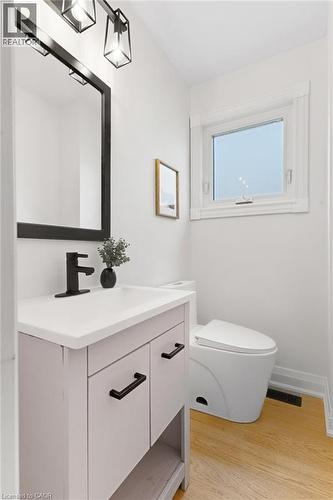 62 Glenvalley Drive, Cambridge, ON - Indoor Photo Showing Bathroom