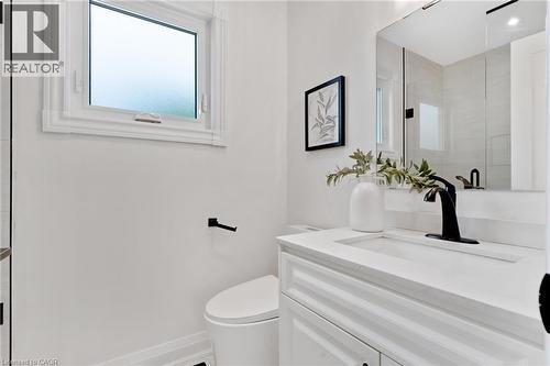 62 Glenvalley Drive, Cambridge, ON - Indoor Photo Showing Bathroom